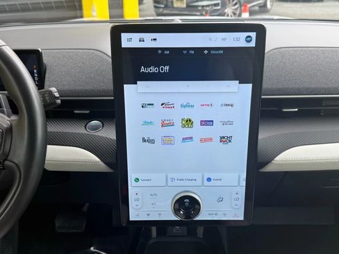 Used 2021 Ford Mustang Mach-E Premium image 15