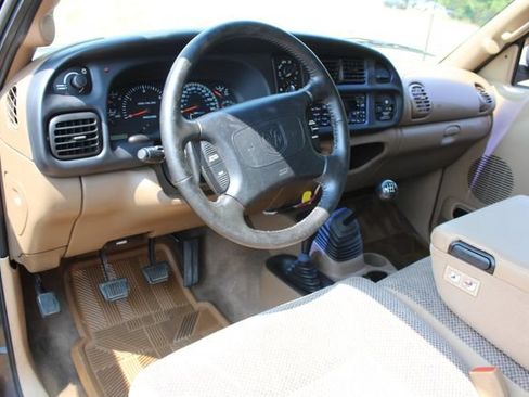 Used 1998 Dodge Ram 2500 Truck 4x4 Quad Cab image 14