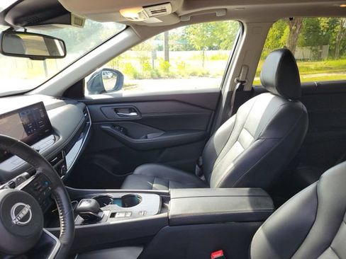 Used 2024 Nissan Rogue SL w/ SL Premium Package FWD image 20