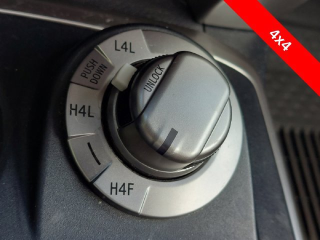 Used 2020 Toyota 4Runner Limited AWD/4WD image 17
