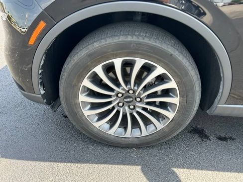 Used 2022 Lincoln Aviator Reserve w/ Elements Package Plus AWD/4WD image 11