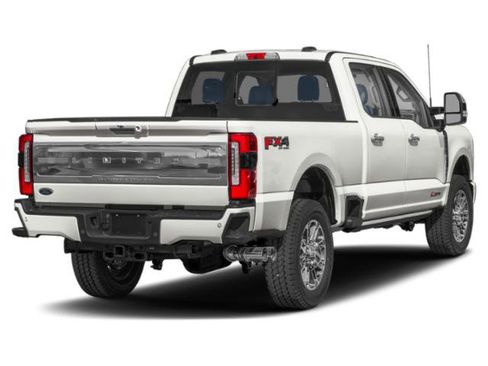 Used 2024 Ford F250 XLT w/ Black Appearance Package AWD/4WD image 2