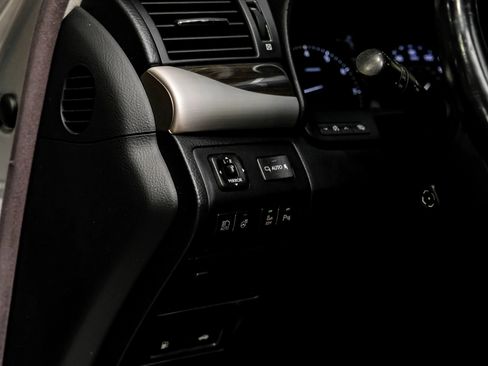 Used 2014 Lexus LS 460 w/ Comfort Package RWD image 28