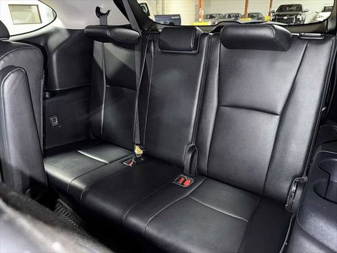 Certified 2021 Toyota Highlander XLE image 18