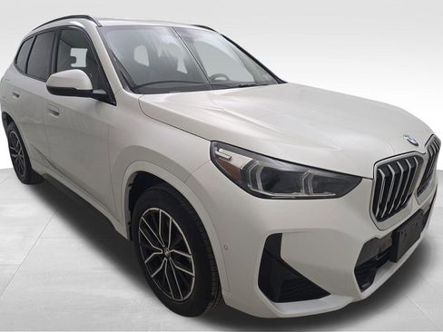 Certified 2025 BMW X1 xDrive28i image 2
