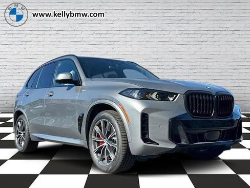 New 2026 BMW X5 xDrive40i w/ M Sport Package image 1