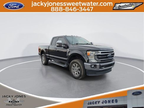 Certified 2022 Ford F350 Lariat w/ Chrome Package image 2