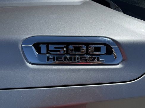 Used 2019 RAM 1500 Limited image 19