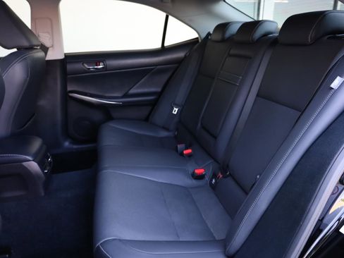 Used 2014 Lexus IS 250 RWD image 17
