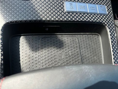 Used 2025 Genesis G80 3.5T Sport Prestige image 27