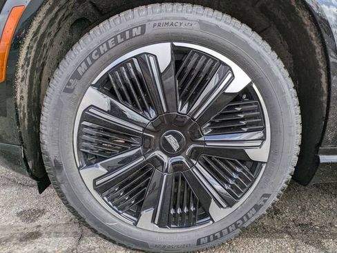 Used 2025 Cadillac Escalade IQ Sport 2 AWD/4WD image 29