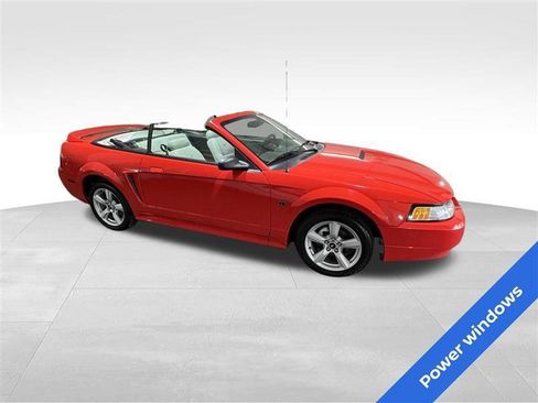 Used 2000 Ford Mustang GT RWD image 5