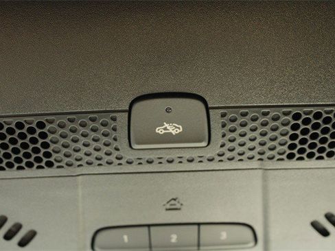 New 2025 Cadillac XT6 Sport w/ Platinum Package image 37