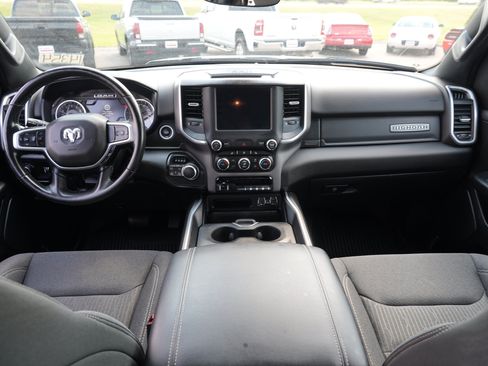 Used 2021 RAM 1500 Big Horn AWD/4WD image 25