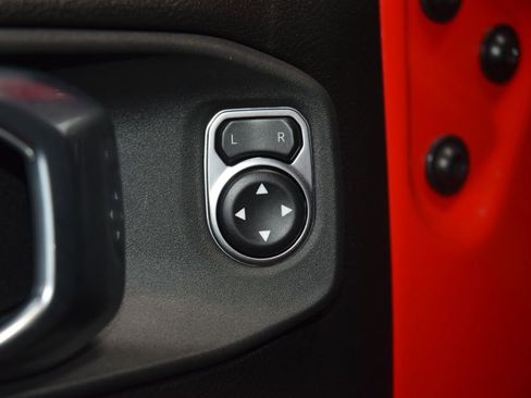 Used 2025 Jeep Gladiator Sport AWD/4WD image 44