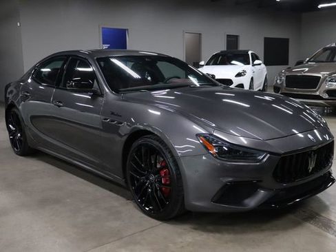 Used 2023 Maserati Ghibli Modena Q4 AWD/4WD image 8