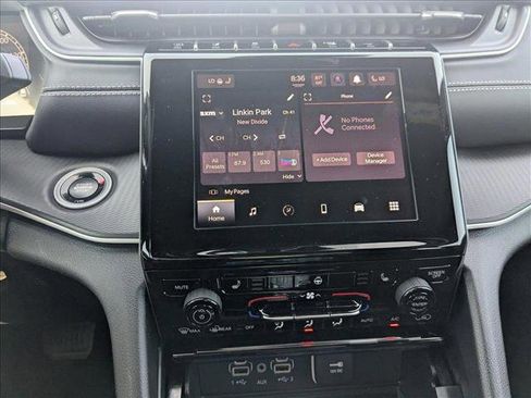 New 2025 Jeep Grand Cherokee L Altitude image 13