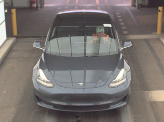 Used 2018 Tesla Model 3 Long Range video 2