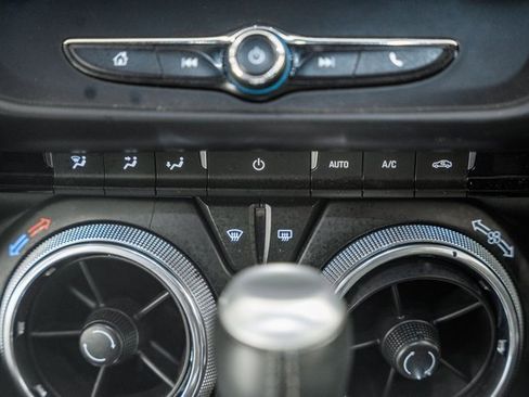 Used 2018 Chevrolet Camaro LT image 22