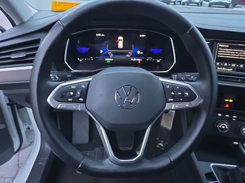 Used 2024 Volkswagen Jetta S image 18
