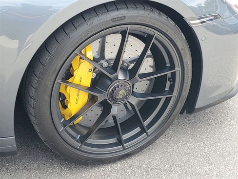 Used 2025 Porsche 911 Carrera 4 GTS image 14