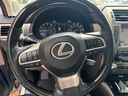 Used 2020 Lexus GX 460 Premium w/ Premium Package AWD/4WD image 21