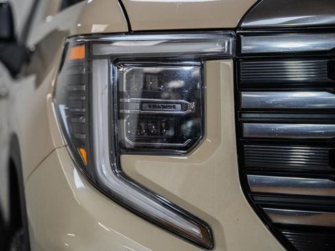 Used 2023 GMC Sierra 1500 AT4 w/ AT4 Premium Package image 14