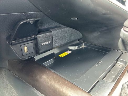 Used 2024 Toyota Camry XSE FWD image 29