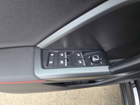 New 2025 Audi Q3 2.0T Premium Plus image 23