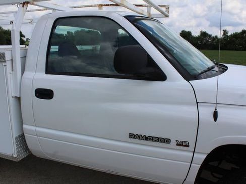 Used 2002 Dodge Ram 2500 Truck 4x4 Regular Cab image 6
