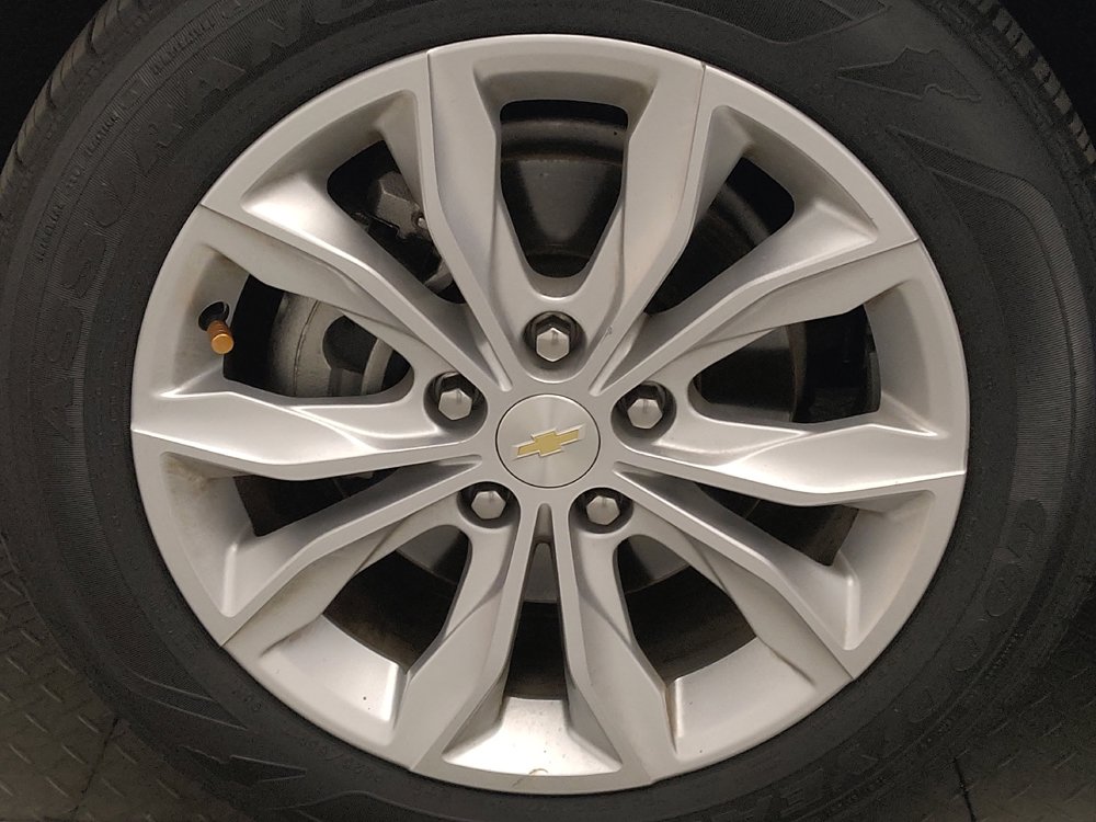 Used 2023 Chevrolet Malibu LT FWD image 31