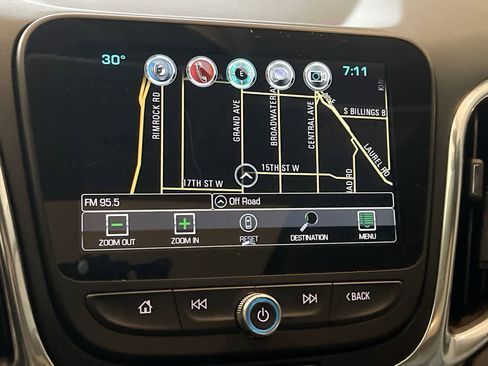 Used 2018 Chevrolet Equinox Premier image 18