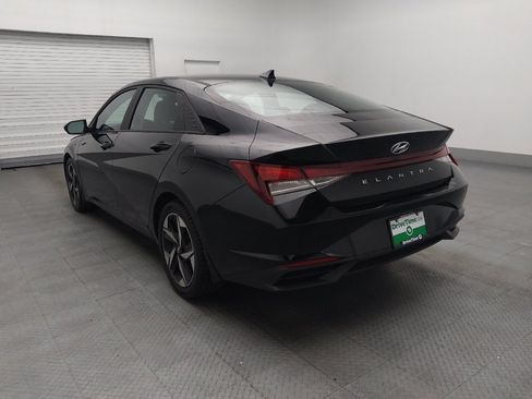 Used 2023 Hyundai Elantra SEL w/ Convenience Package FWD image 5