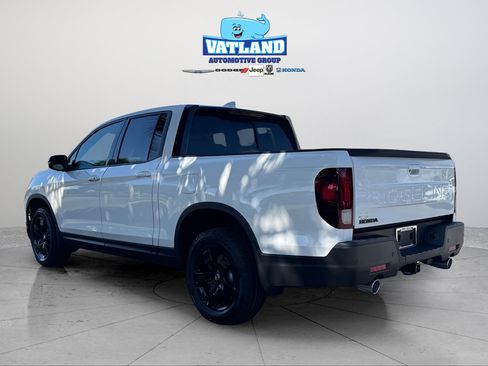 New 2026 Honda Ridgeline Black Edition image 3