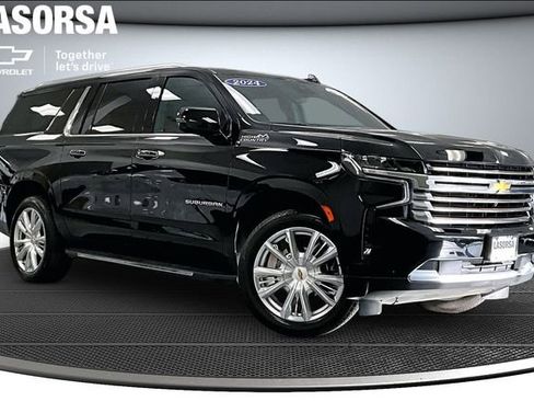 Certified 2024 Chevrolet Suburban High Country w/ Advanced Technology Package AWD/4WD image 11