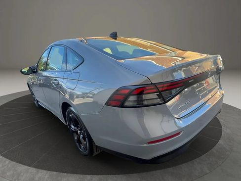 Used 2025 Honda Accord SE image 7