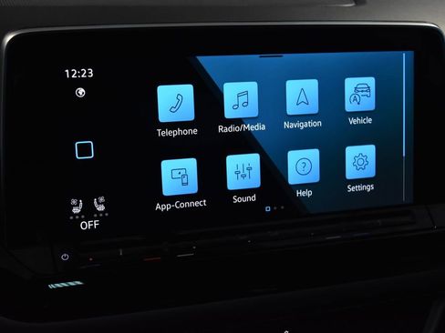 Certified 2025 Volkswagen Atlas SEL Premium R-Line image 10