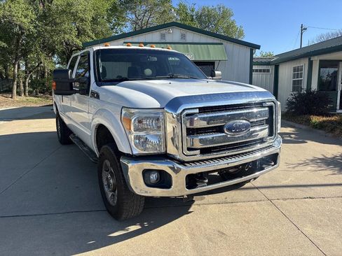 Used 2016 Ford F250 XLT w/ FX4 Off-Road Package AWD/4WD image 7