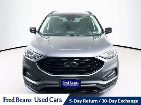 Used 2022 Ford Edge SE w/ Black Appearance Package AWD/4WD image 2