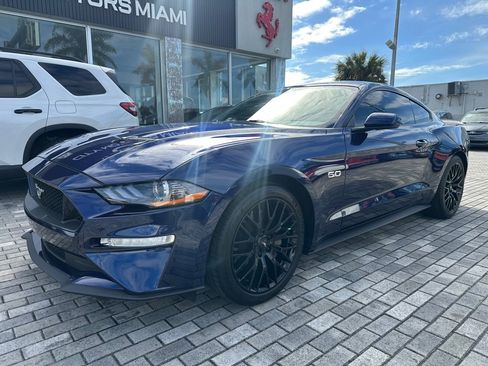 Used 2018 Ford Mustang GT image 3