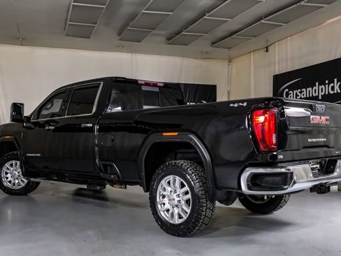 Used 2022 GMC Sierra 3500 SLT w/ Texas SLT Premium Package AWD/4WD image 10