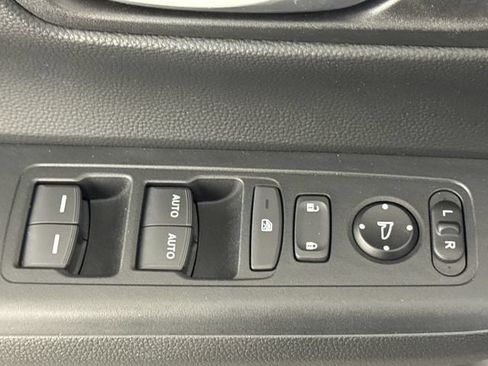 Used 2024 Honda CR-V Sport image 29