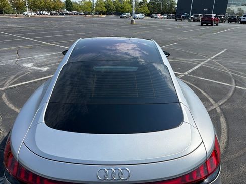 Used 2022 Audi e-tron GT Prestige w/ Prestige Package AWD/4WD image 5
