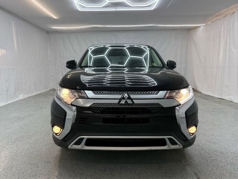 Used 2019 Mitsubishi Outlander SEL image 8