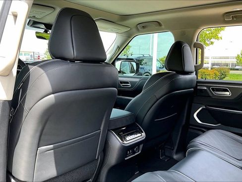 Certified 2025 INFINITI QX80 Luxe AWD/4WD image 30