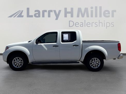 Used 2017 Nissan Frontier SV w/ SV Value Truck Package image 3