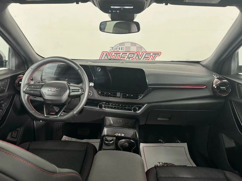 Used 2026 Chevrolet Equinox RS w/ Convenience Package III image 11