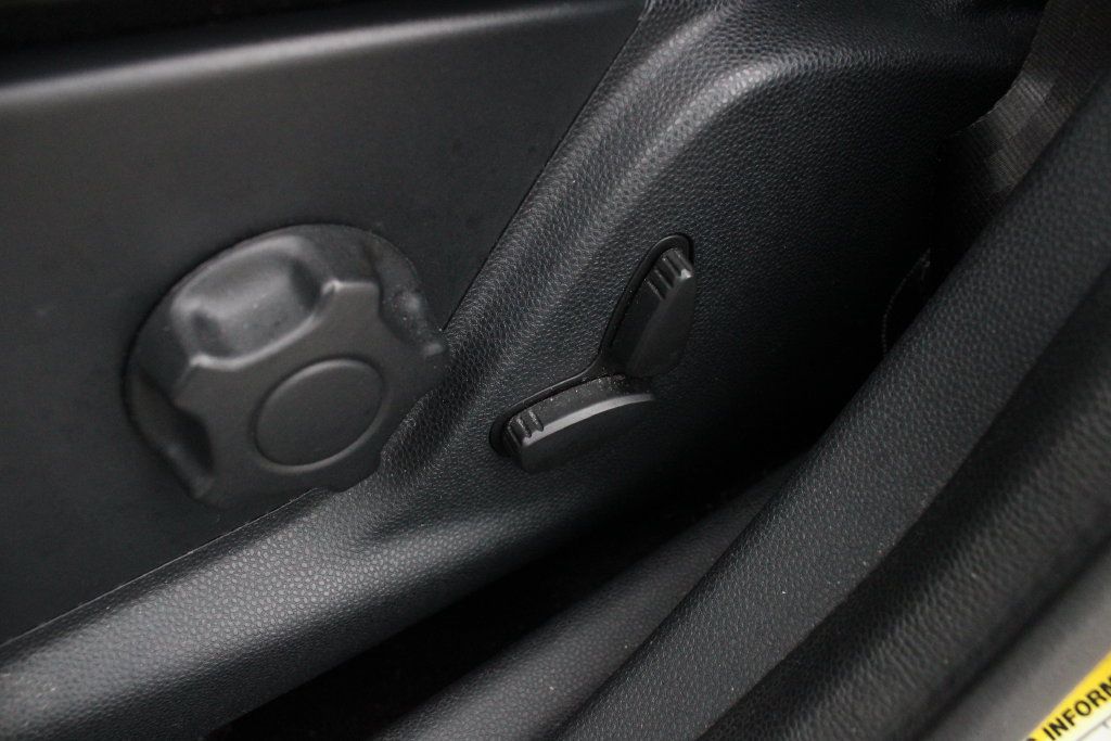 Used 2018 Ford EcoSport Titanium FWD image 3
