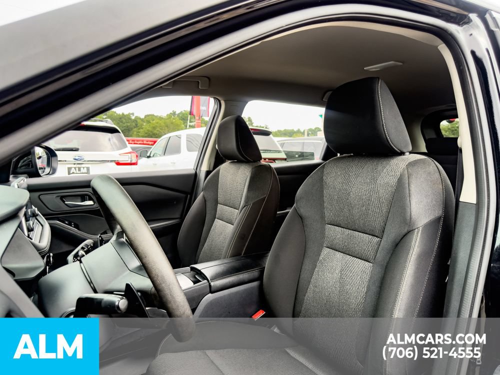 Used 2024 Nissan Rogue SV FWD image 9