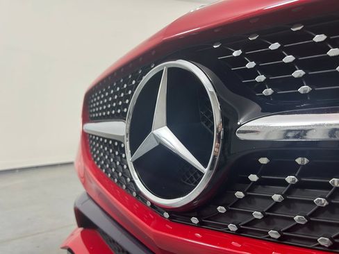 Used 2017 Mercedes-Benz SLC 43 AMG image 26